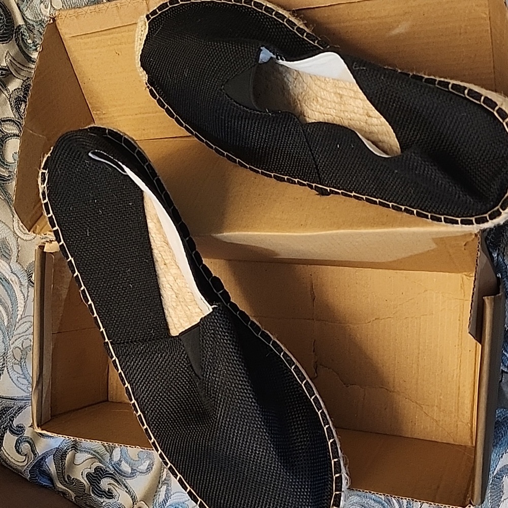 Women black shoes size 45